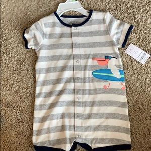 NWT Carter’s 18m pelican romper